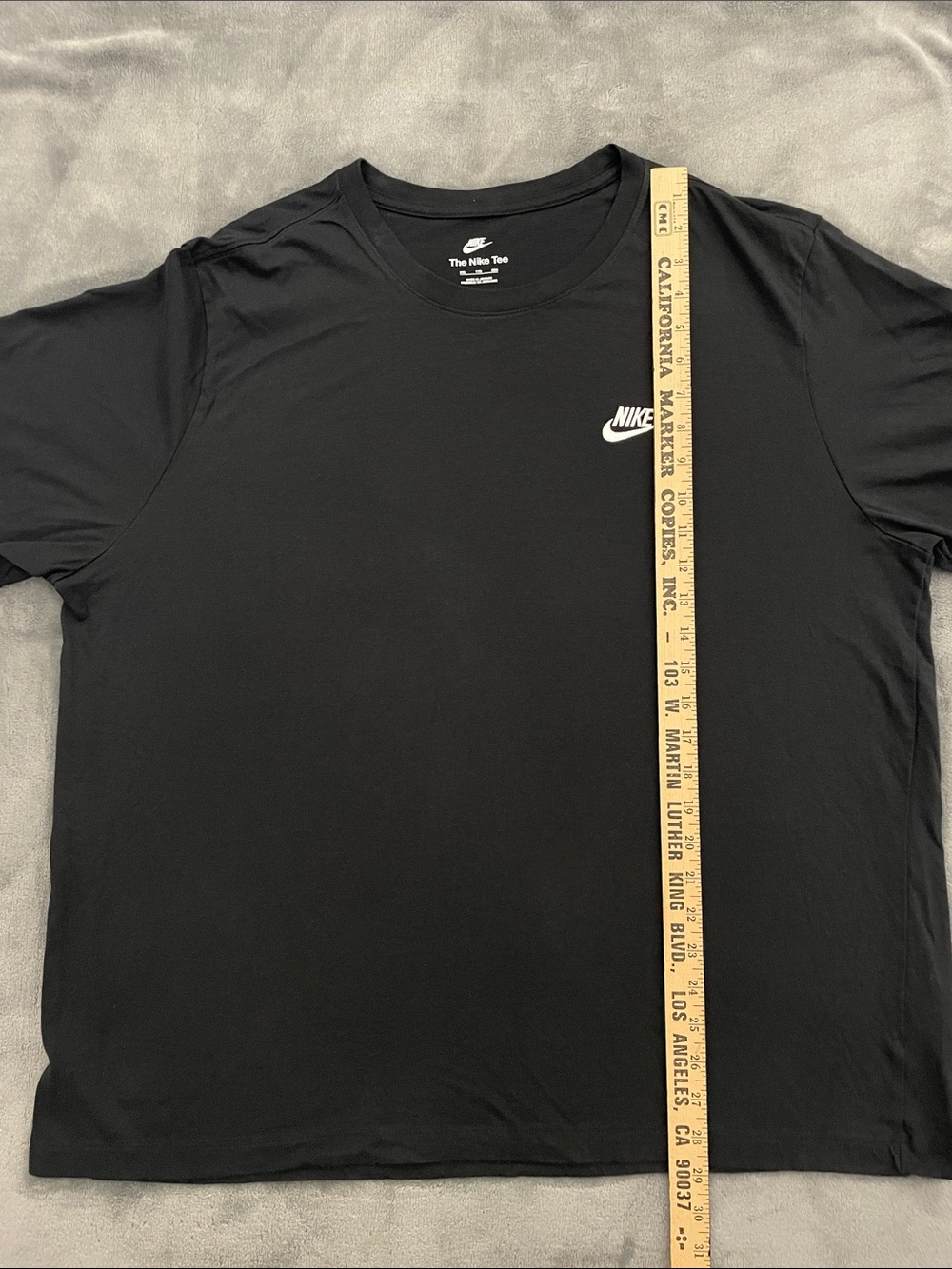 Nike Tee - Picture 4 of 6